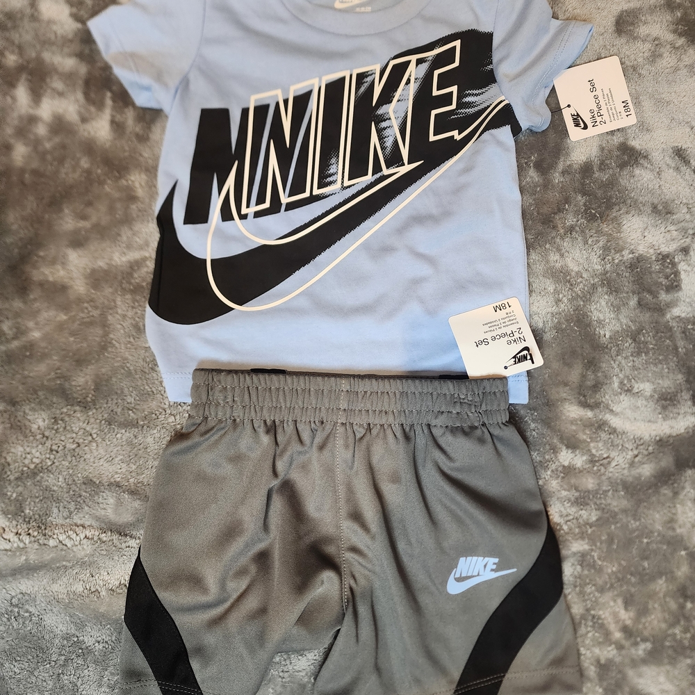 Nike Toddler Tee & Shorts Set - Light Blue & Gray